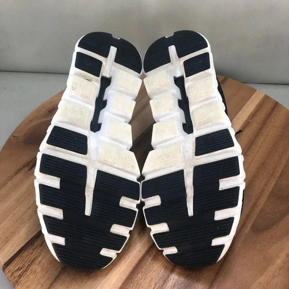 On Running Women's Black Mesh Athletic Sneakers with White Sole - Picture 7 of 8